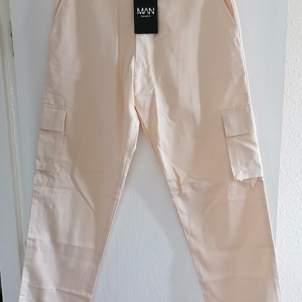 Boohoo Mens Chino Trousers Size M 34 W 31 L Chino Style Cargo Stone Colour - Picture 12 of 12
